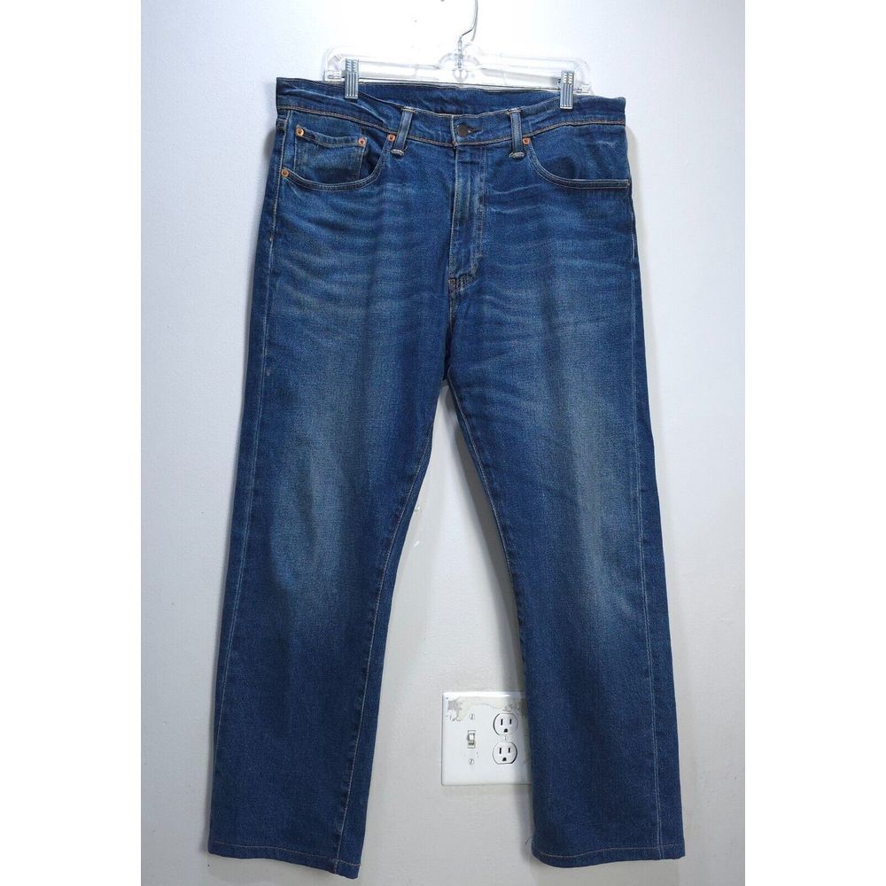 Levis 505 Jeans Mens 36x32 Blue Mid Wash Denim Regular‎ Fit Straight Distressed